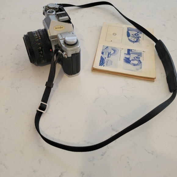 Camera - Picture 3 of 4